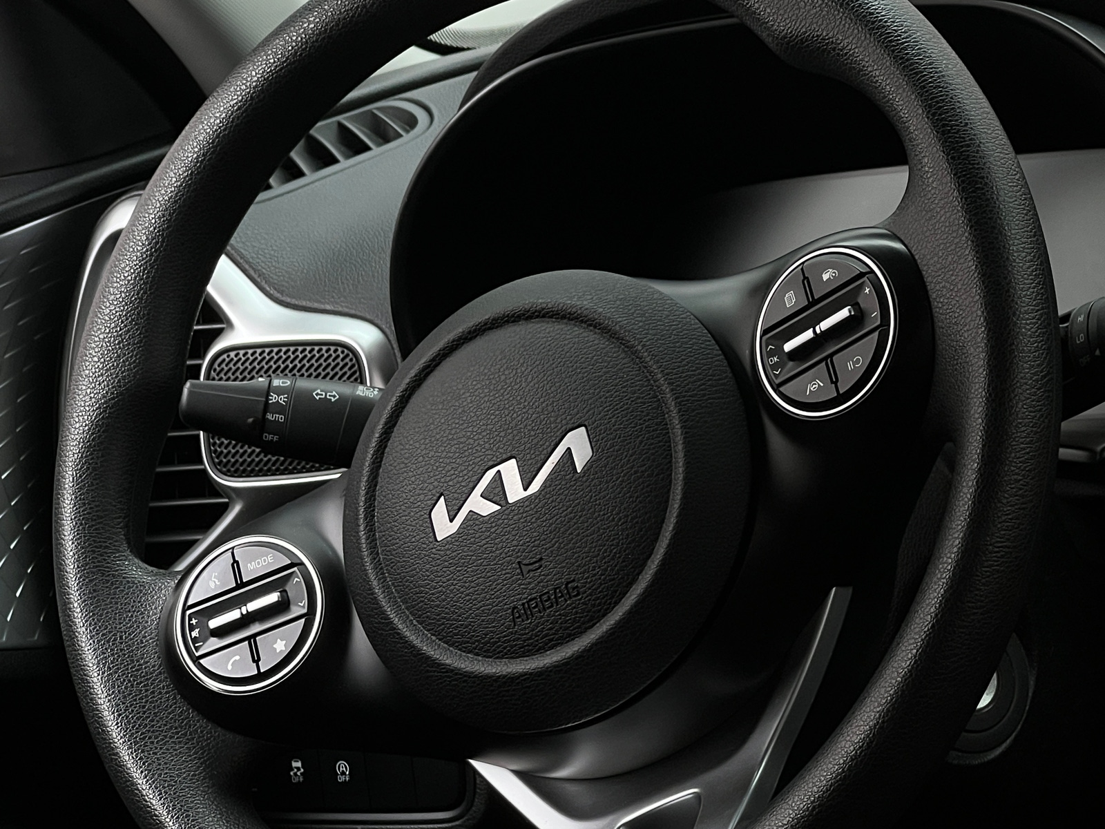 Thumbnail: 2023 Kia Soul - 5