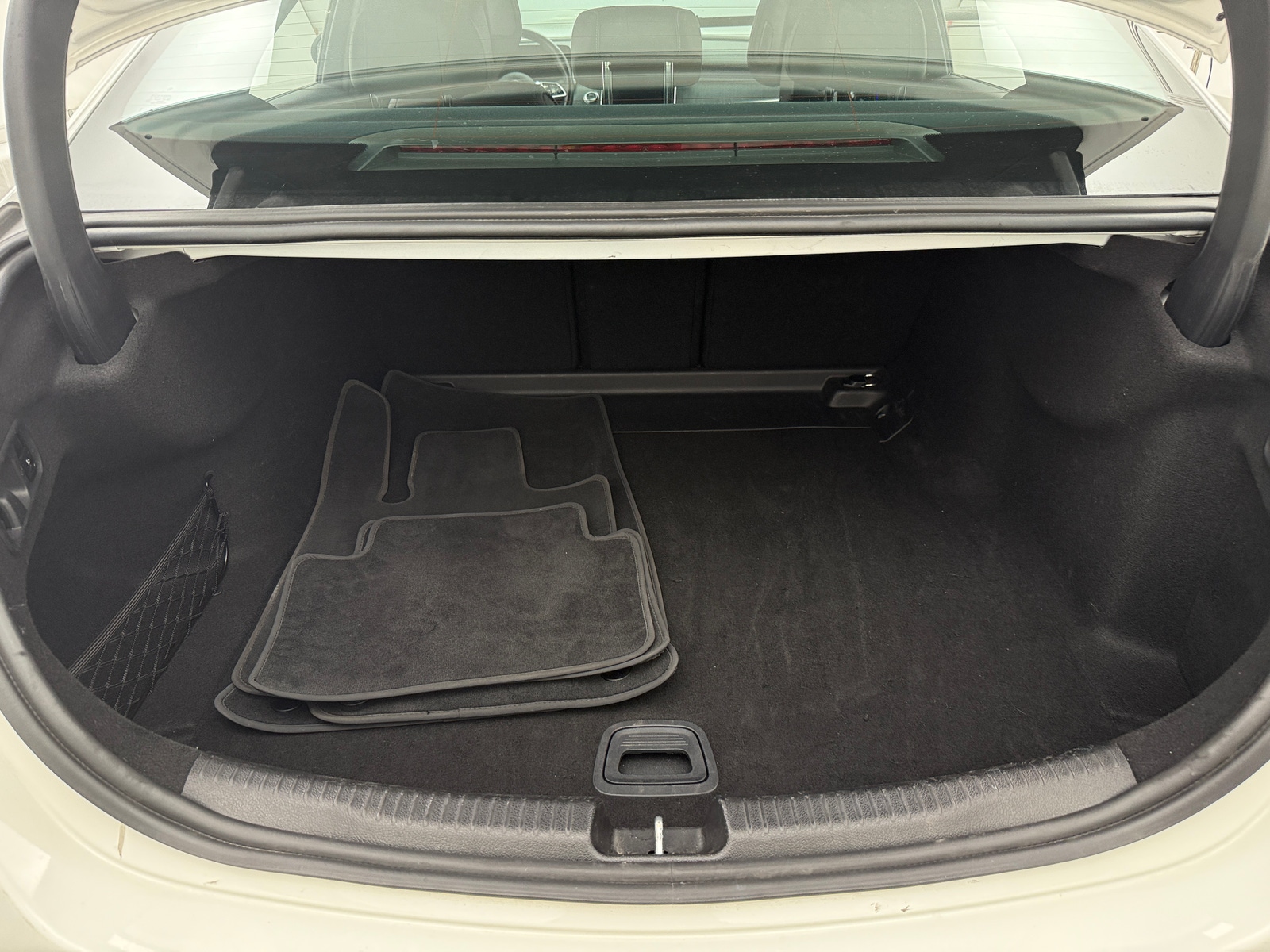 Thumbnail: 2024 Mercedes-Benz C-Class - 6