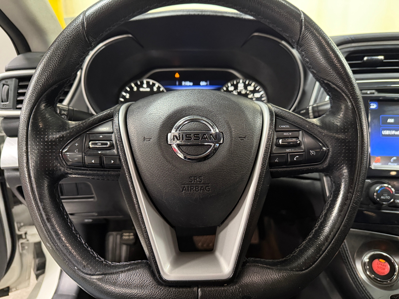 Thumbnail: 2017 Nissan Maxima - 5