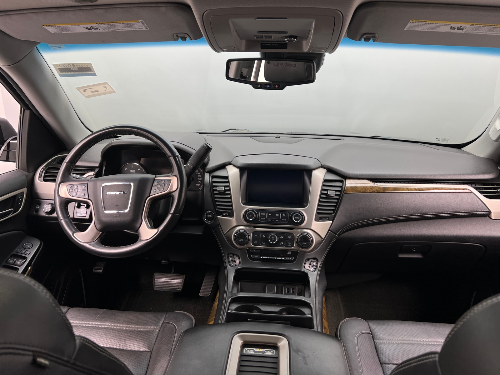 Thumbnail: 2016 GMC Yukon - 2