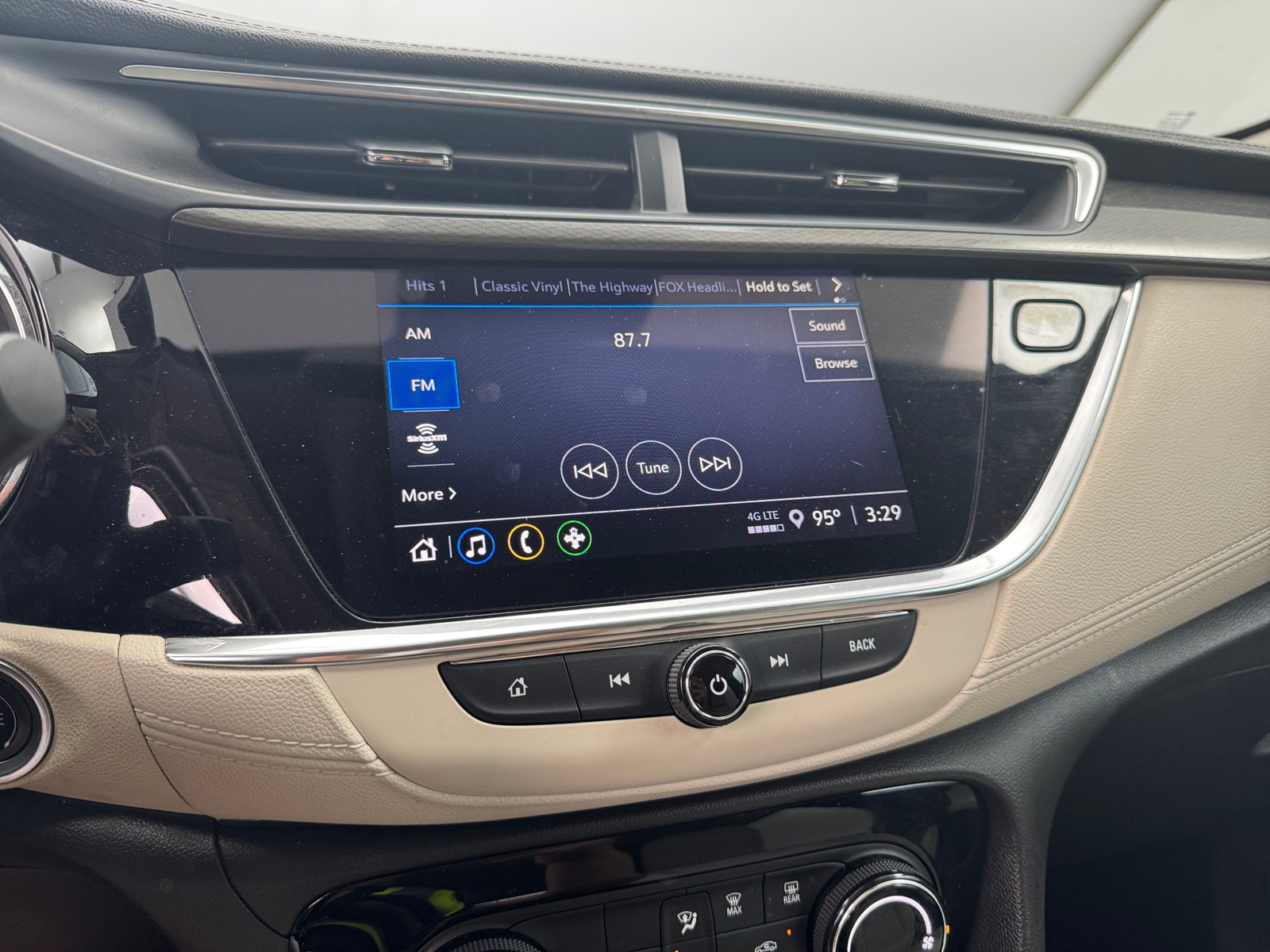 Thumbnail: 2022 Buick Encore GX - 3