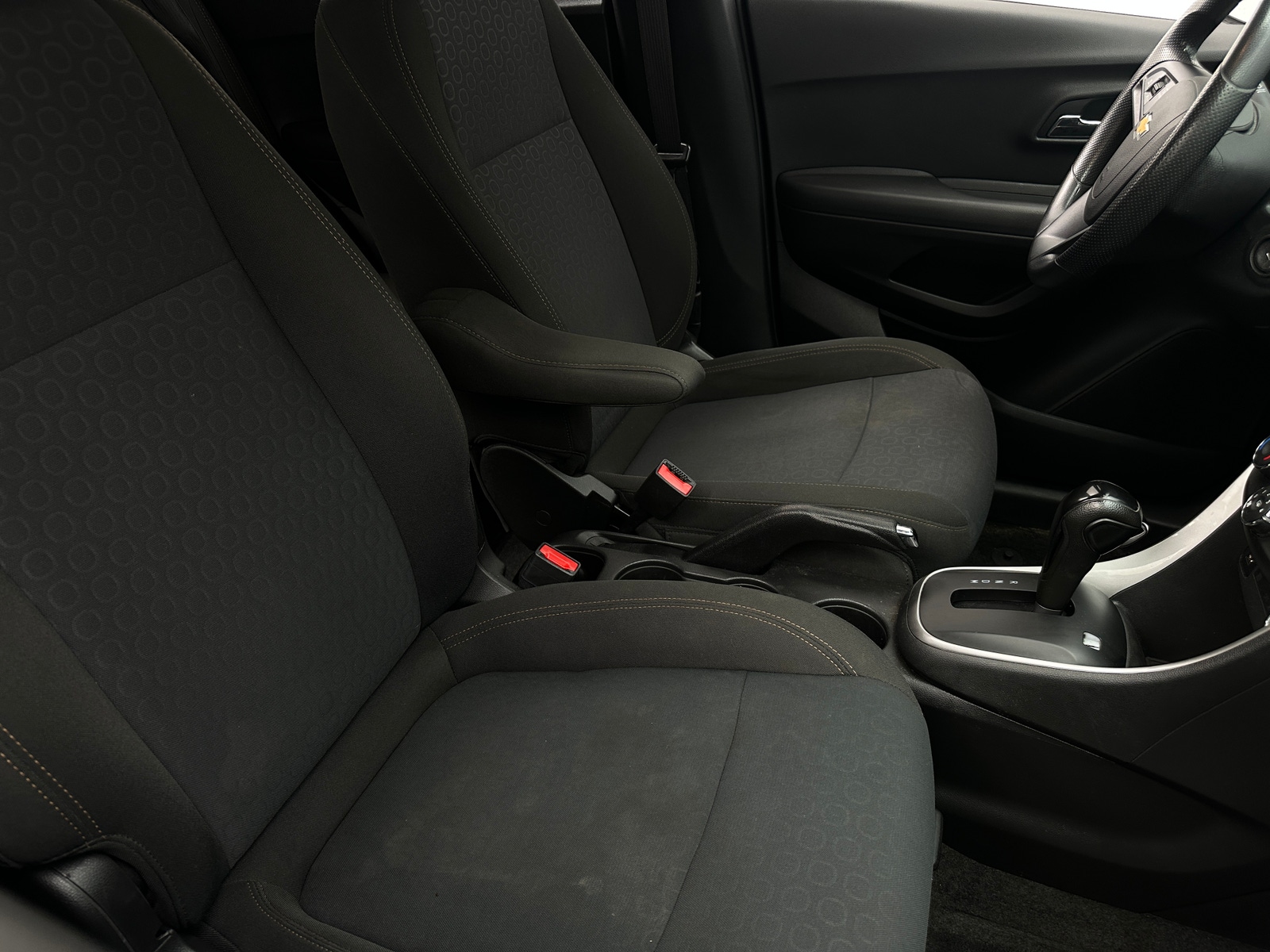 Thumbnail: 2020 Chevrolet Trax - 2