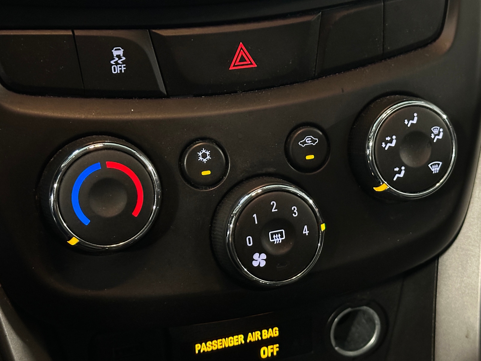 Thumbnail: 2020 Chevrolet Trax - 4