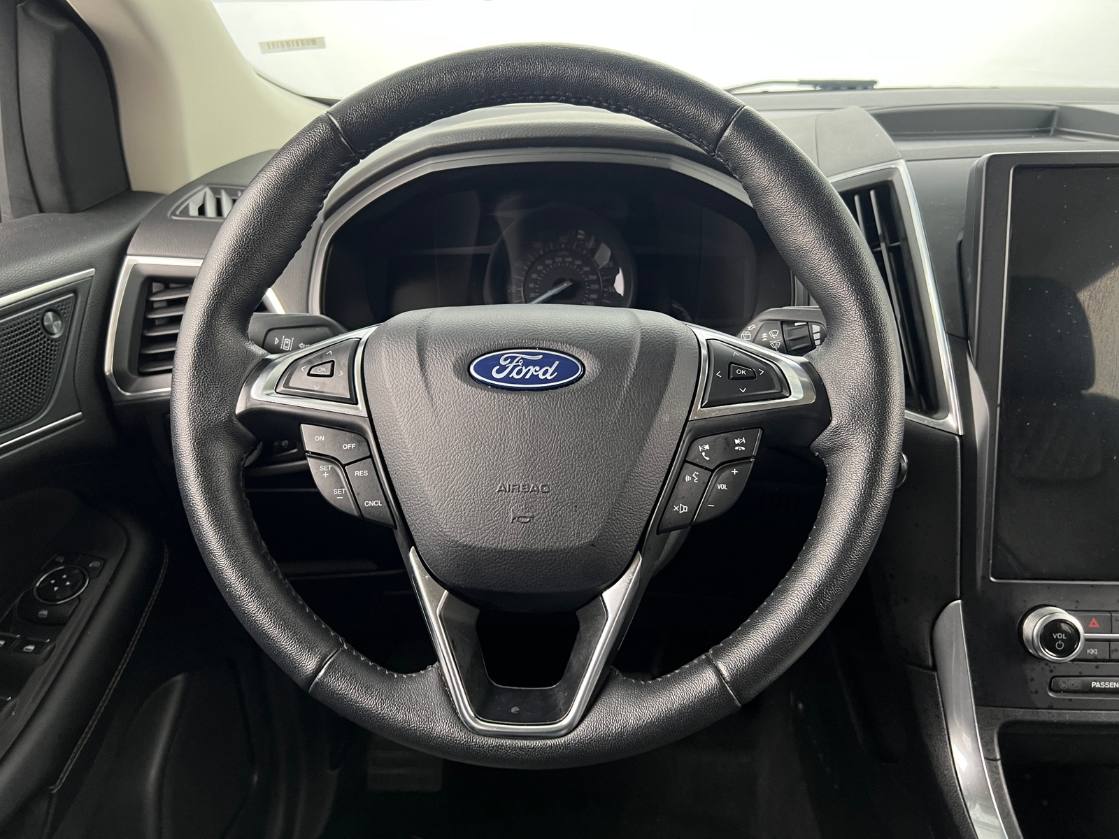 Thumbnail: 2024 Ford Edge - 4