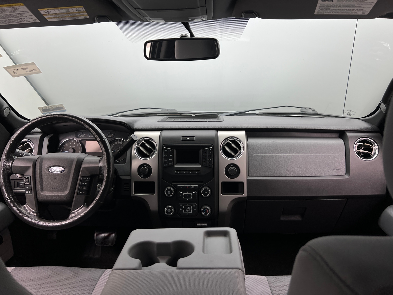 Thumbnail: 2013 Ford Econoline - 3