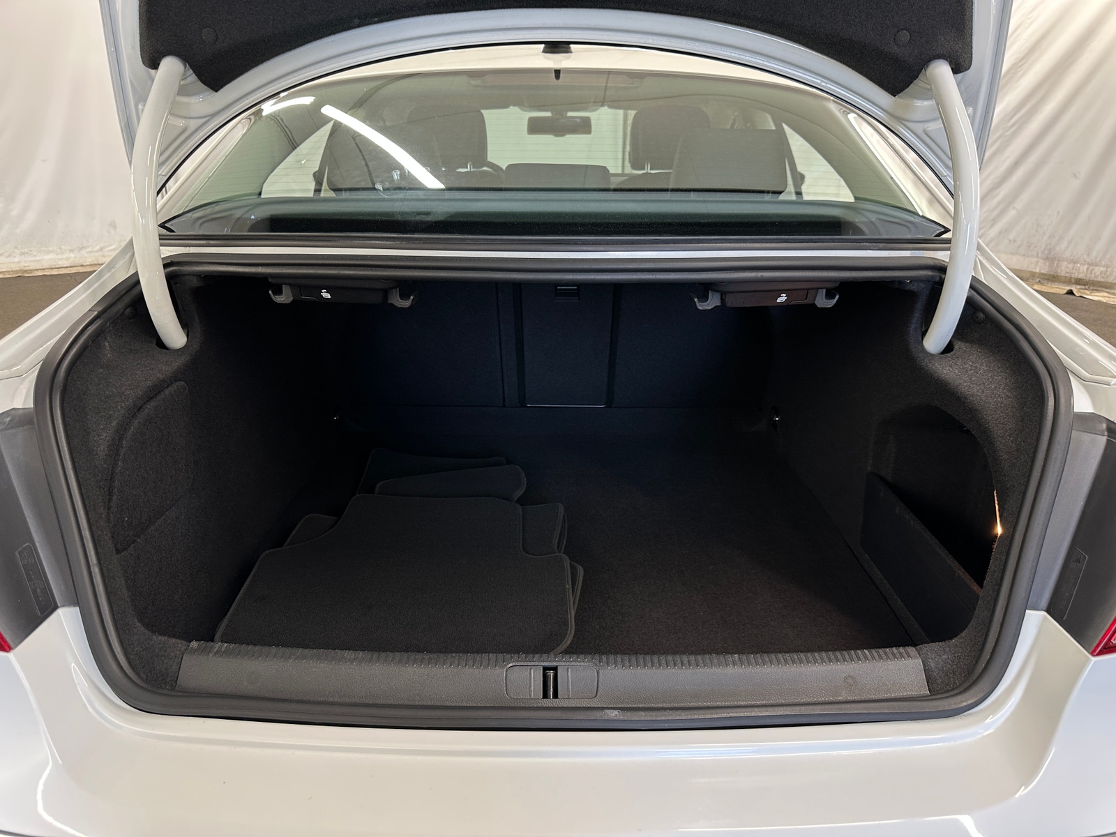Thumbnail: 2015 Volkswagen CC - 6