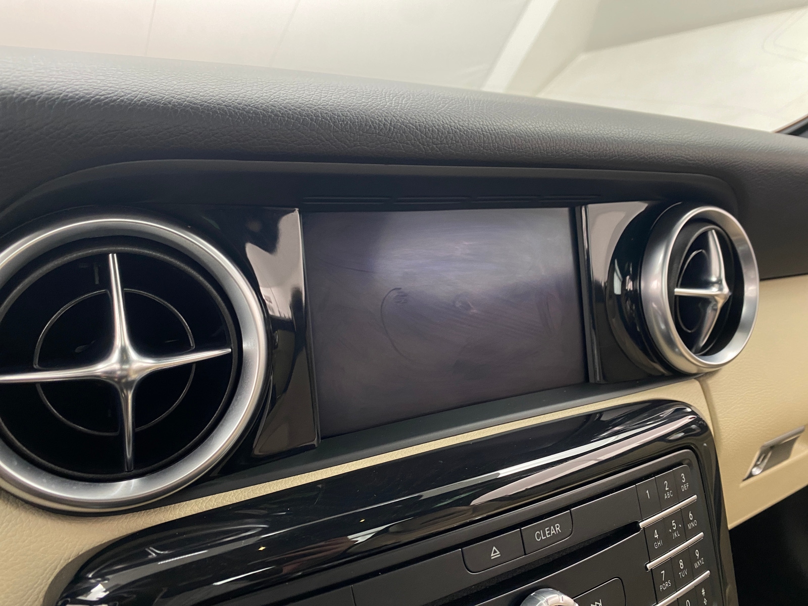 Thumbnail: 2020 Mercedes-Benz SLC - 3