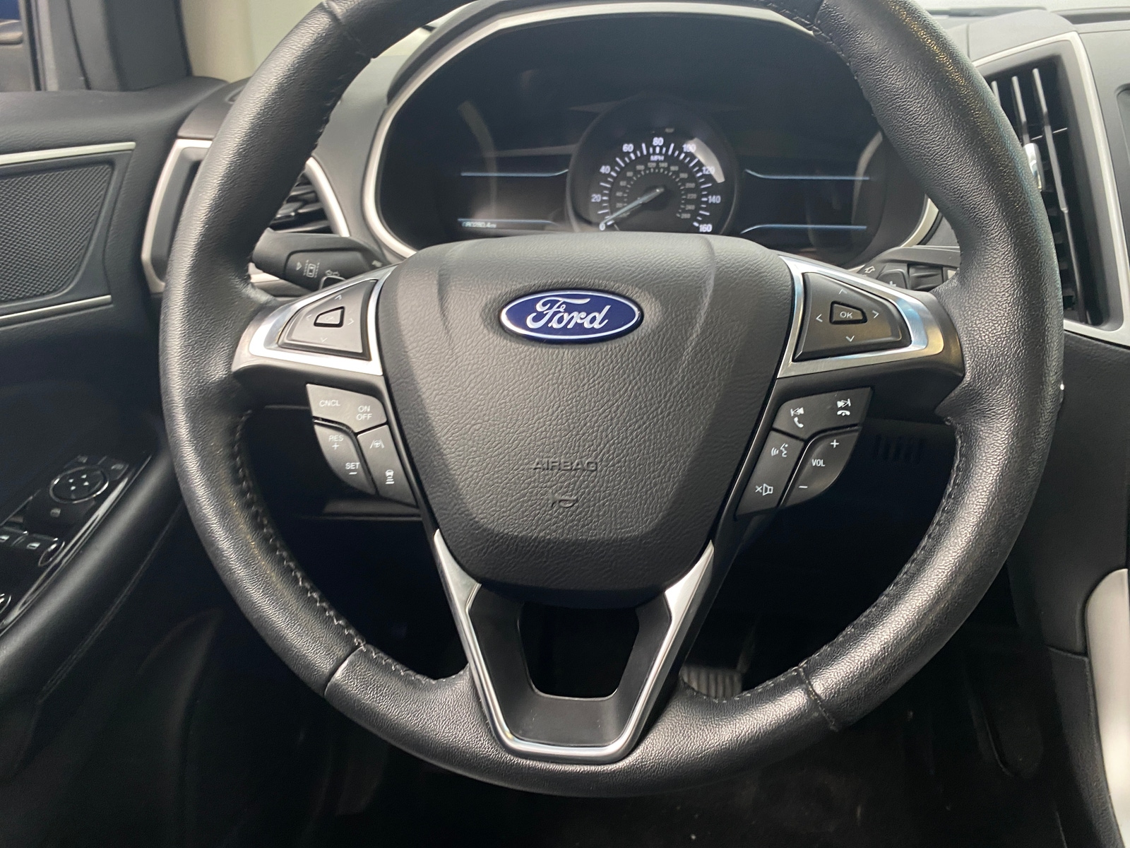 Thumbnail: 2020 Ford Edge - 4