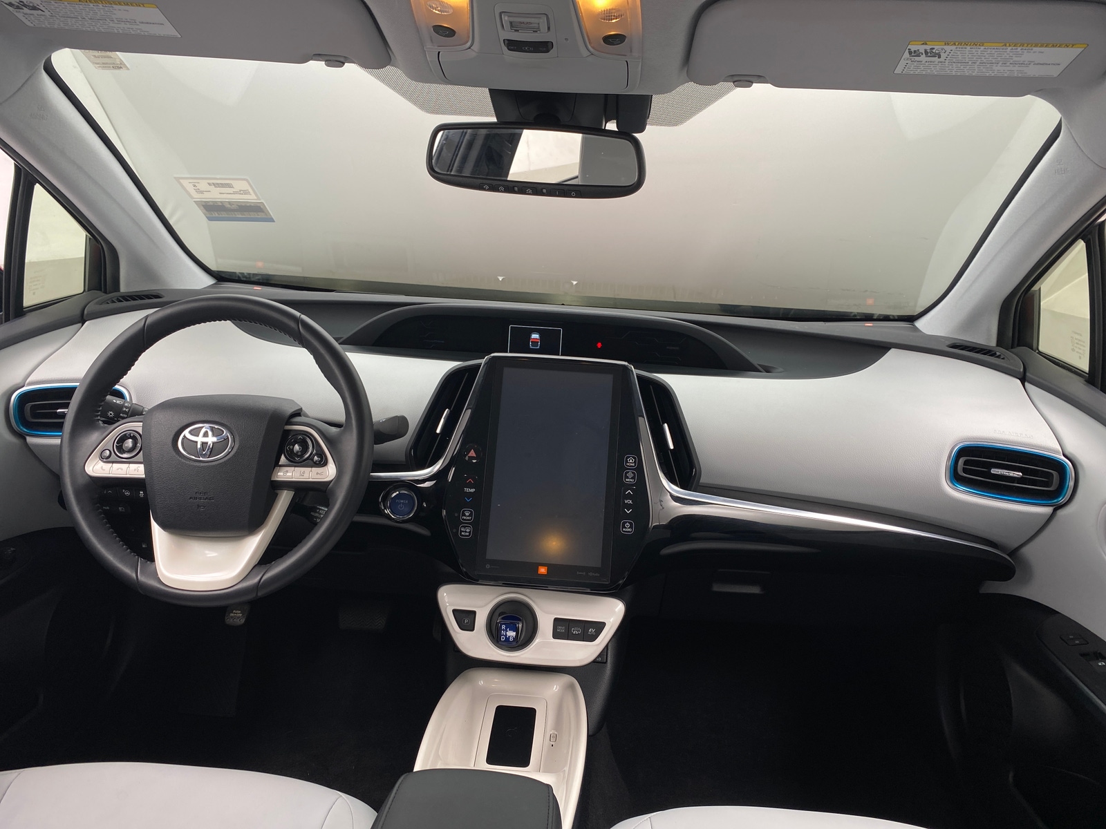 Thumbnail: 2017 Toyota Prius Prime - 3