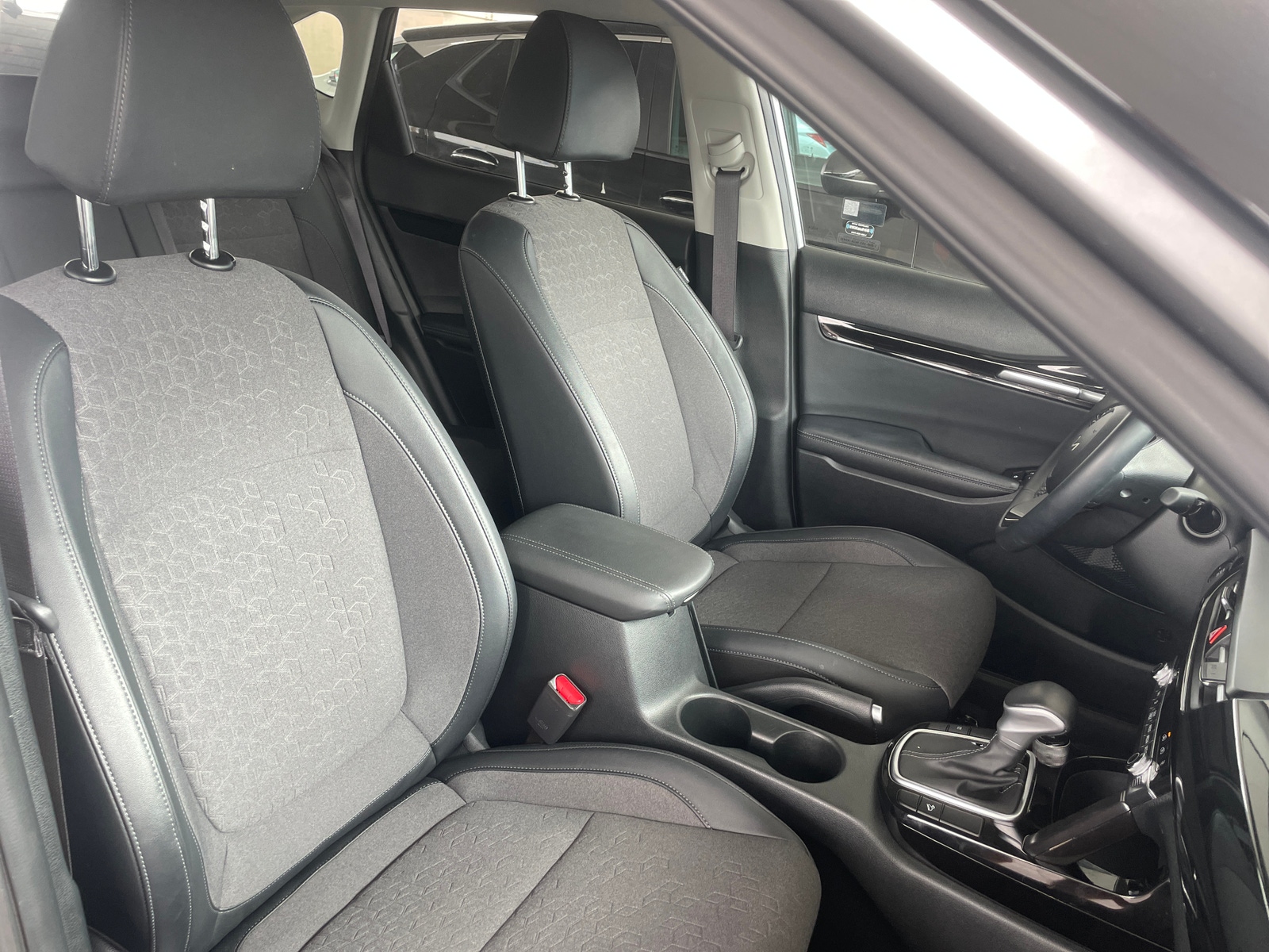 Thumbnail: 2025 Kia Seltos - 2