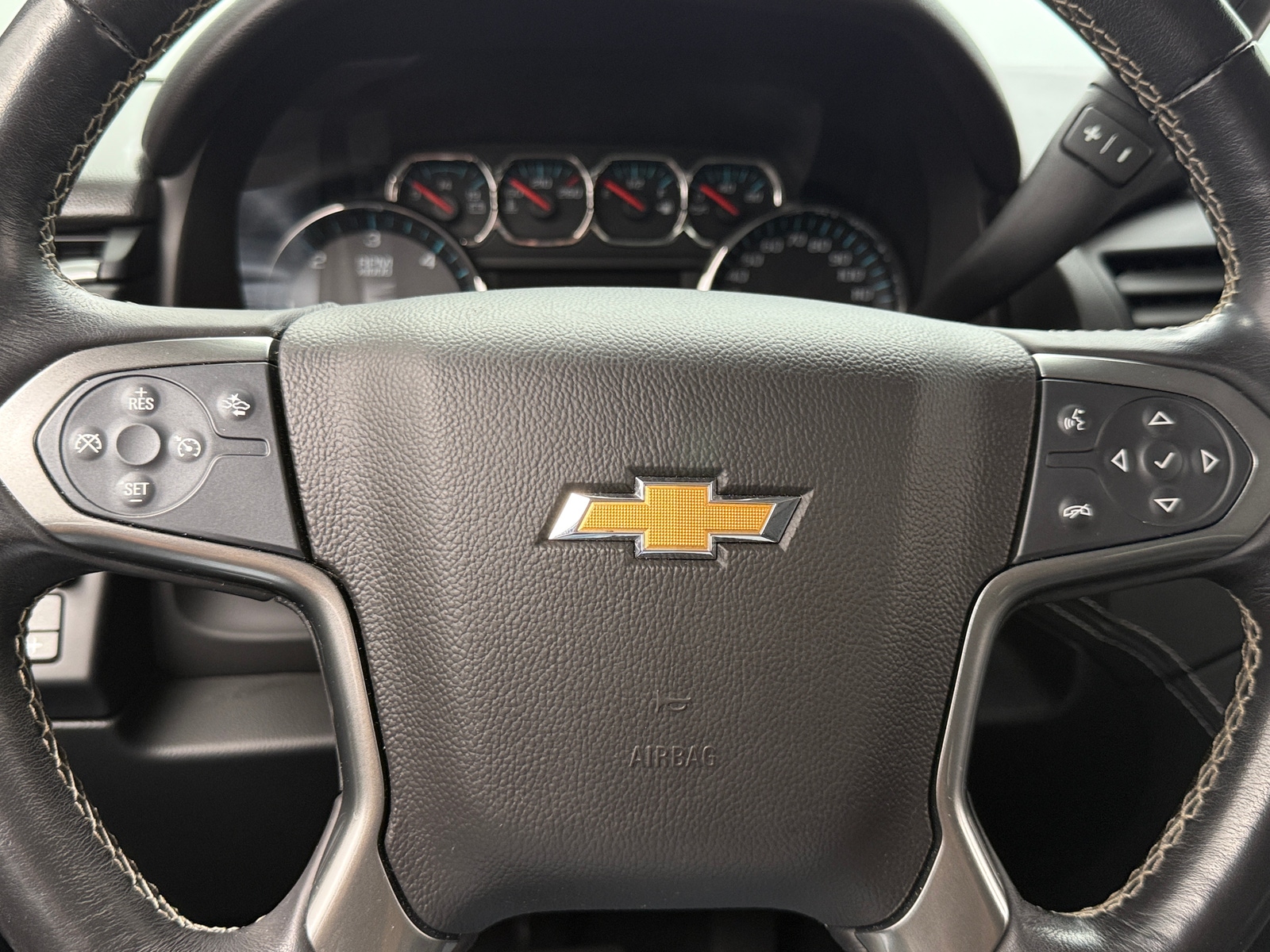 Thumbnail: 2020 Chevrolet Tahoe - 4