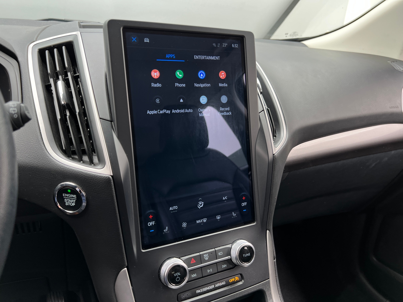 Thumbnail: 2024 Ford Edge - 3