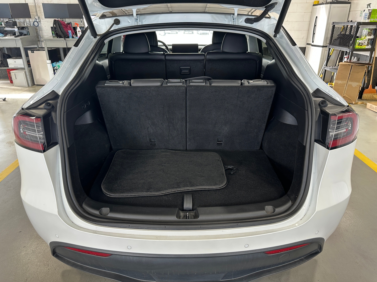Thumbnail: 2022 Tesla Model Y - 6