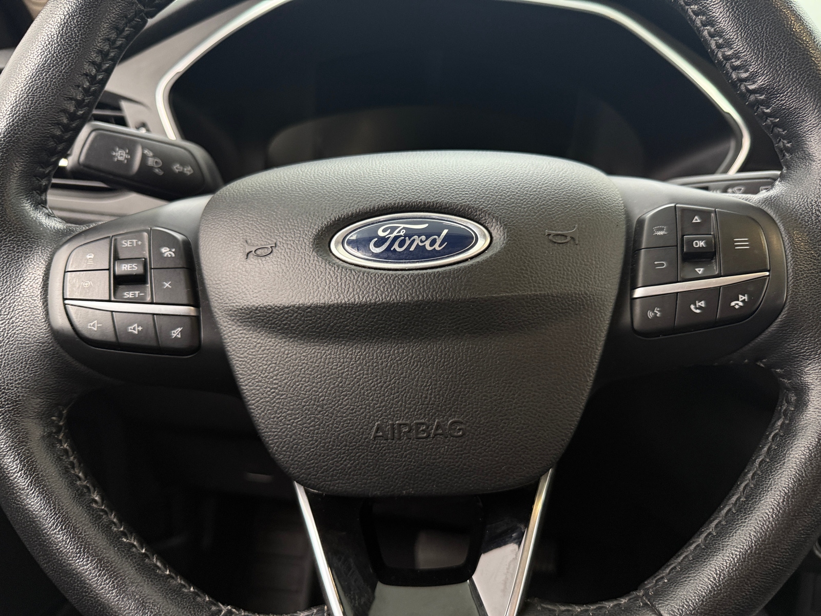 Thumbnail: 2020 Ford Escape - 4