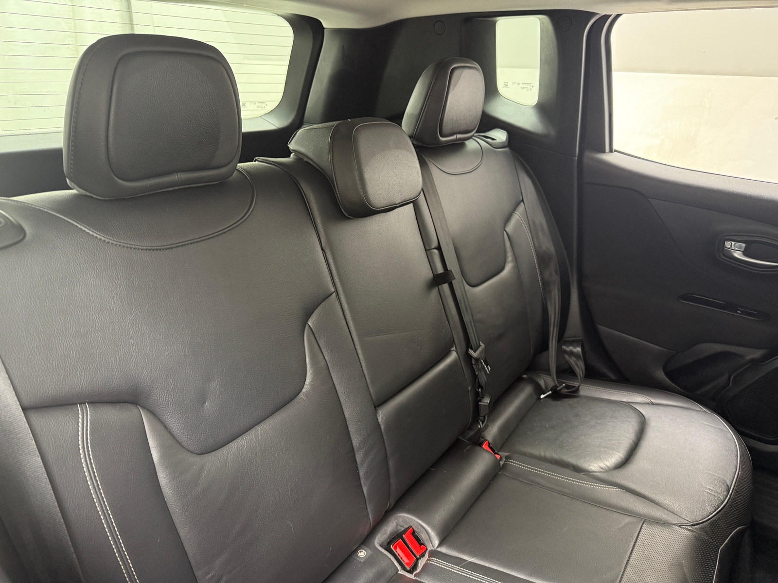 Thumbnail: 2015 Jeep Renegade - 5