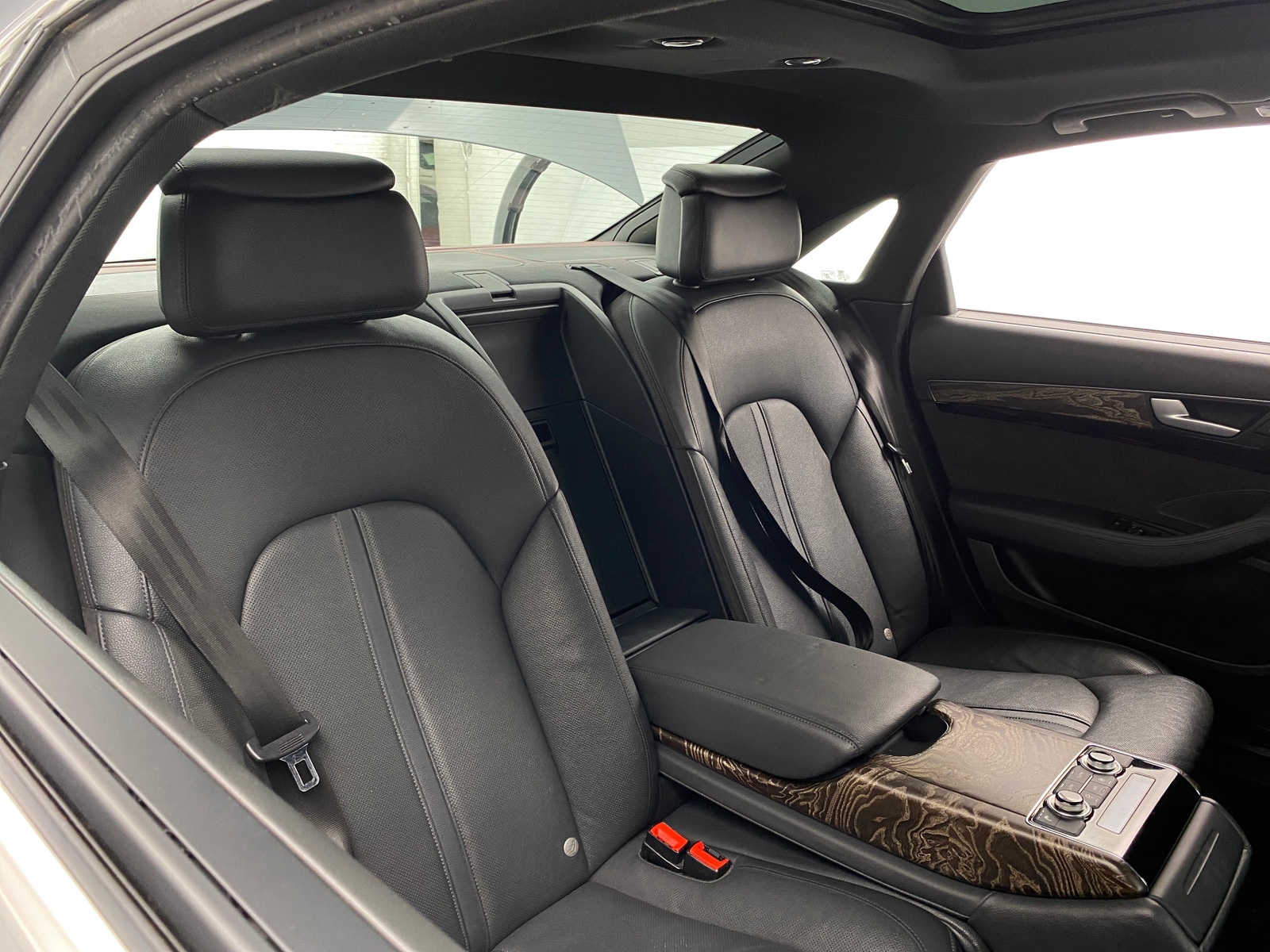 Thumbnail: 2015 Audi A8 - 5