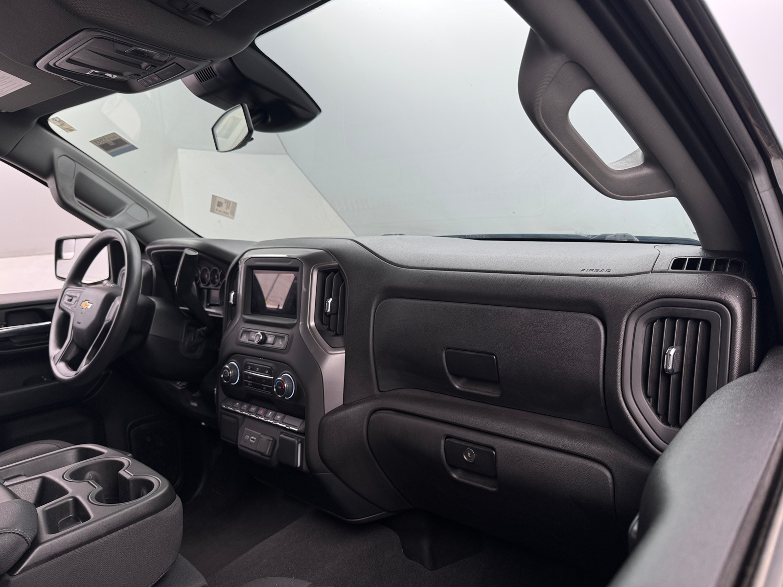 Thumbnail: 2024 Chevrolet Silverado 1500 - 3
