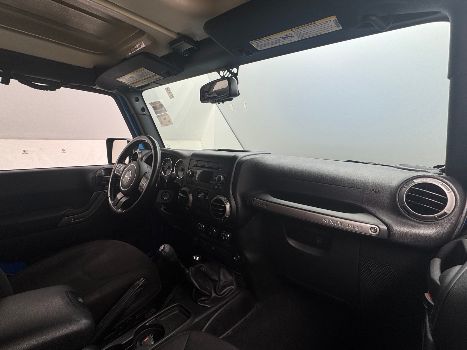Thumbnail: 2015 Jeep Wrangler - 3