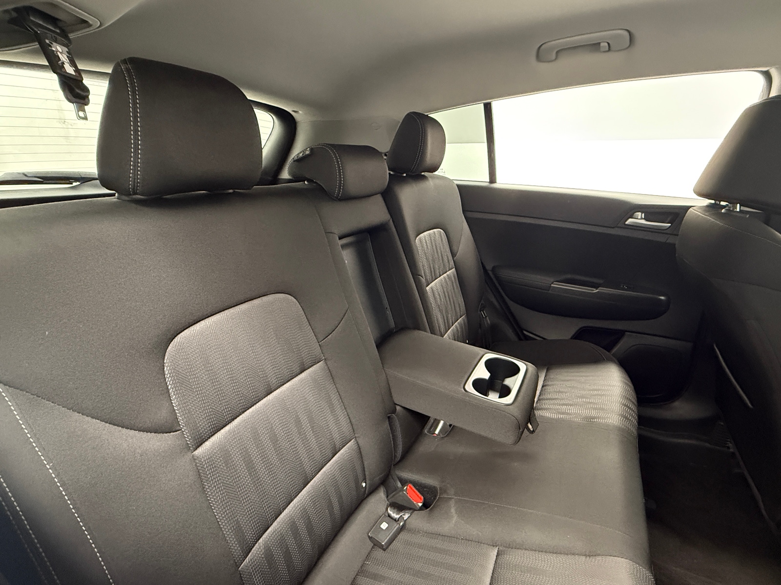Thumbnail: 2021 Kia Sportage - 6