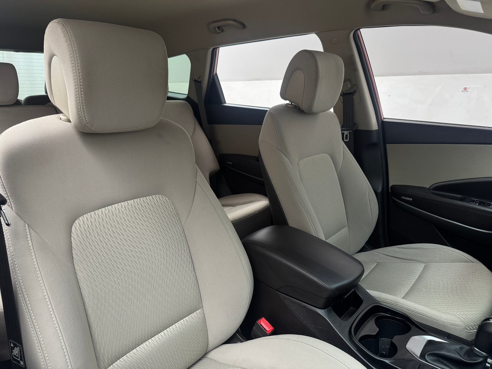 Thumbnail: 2017 Hyundai Santa Fe - 2