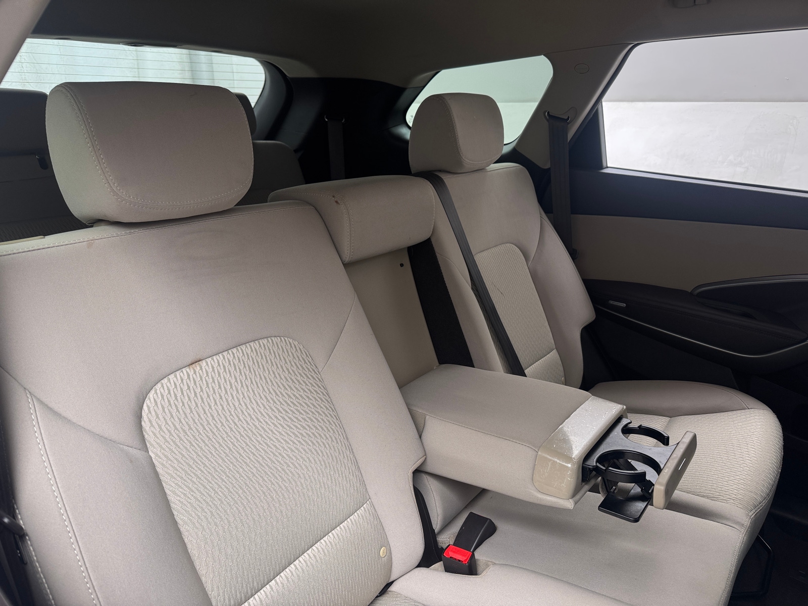 Thumbnail: 2017 Hyundai Santa Fe - 6