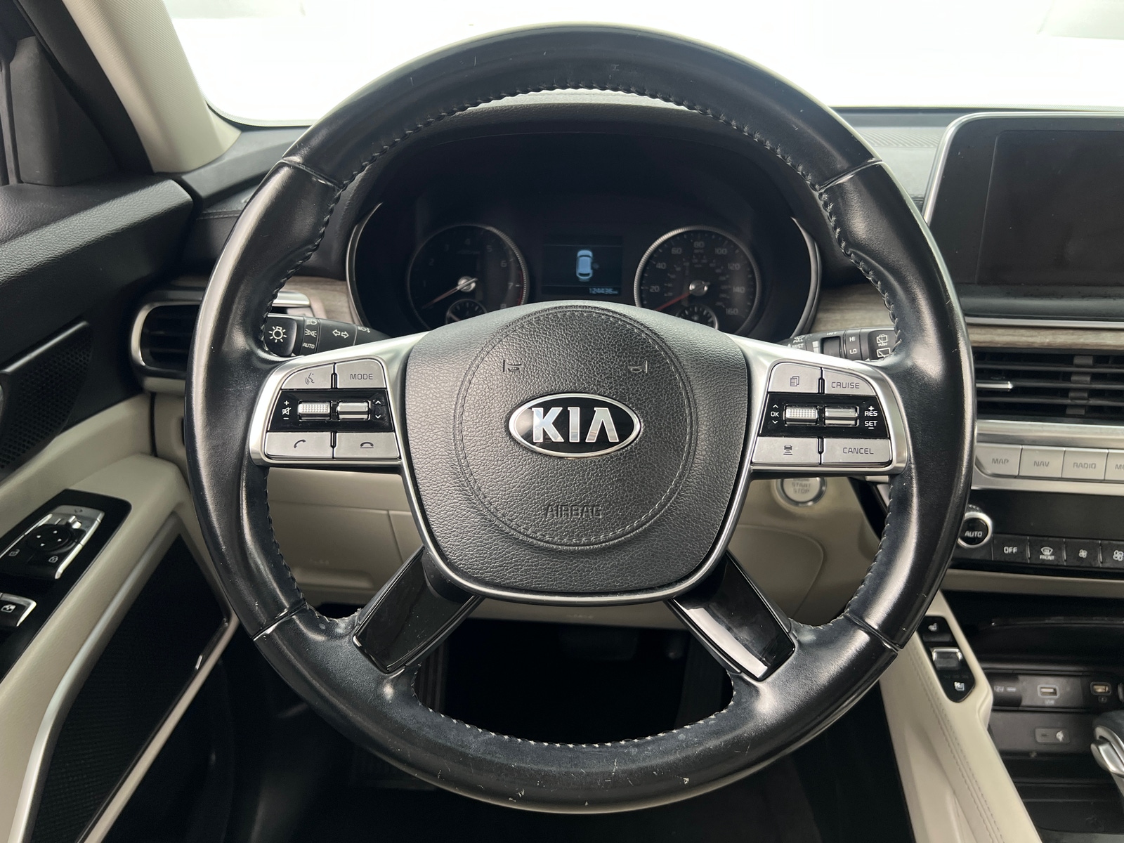 Thumbnail: 2020 Kia Telluride - 4