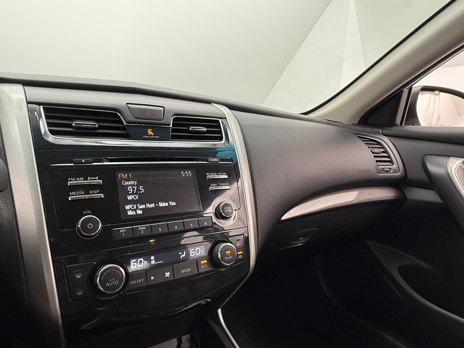 Thumbnail: 2015 Nissan Altima - 3