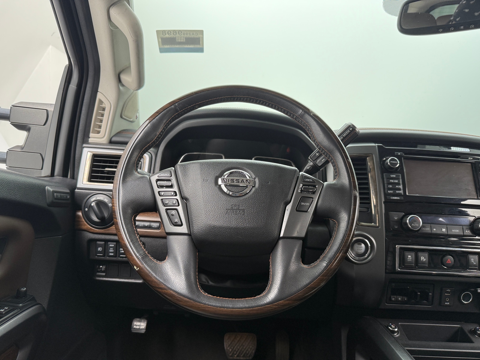 Thumbnail: 2016 Nissan Titan - 4