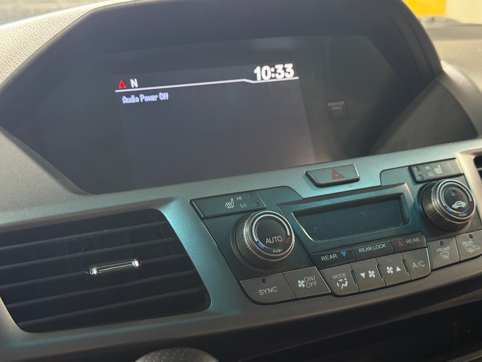 Thumbnail: 2012 Honda Odyssey - 3