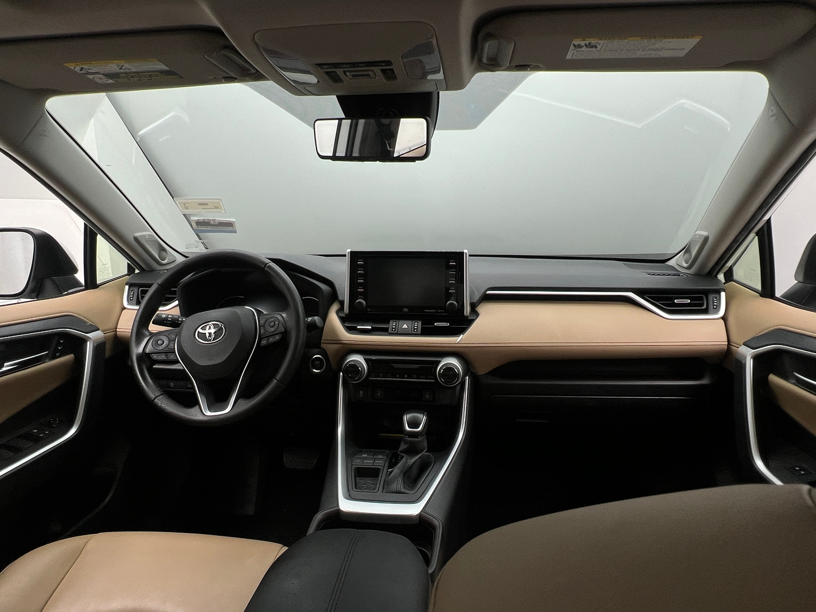 Thumbnail: 2019 Toyota RAV4 - 2