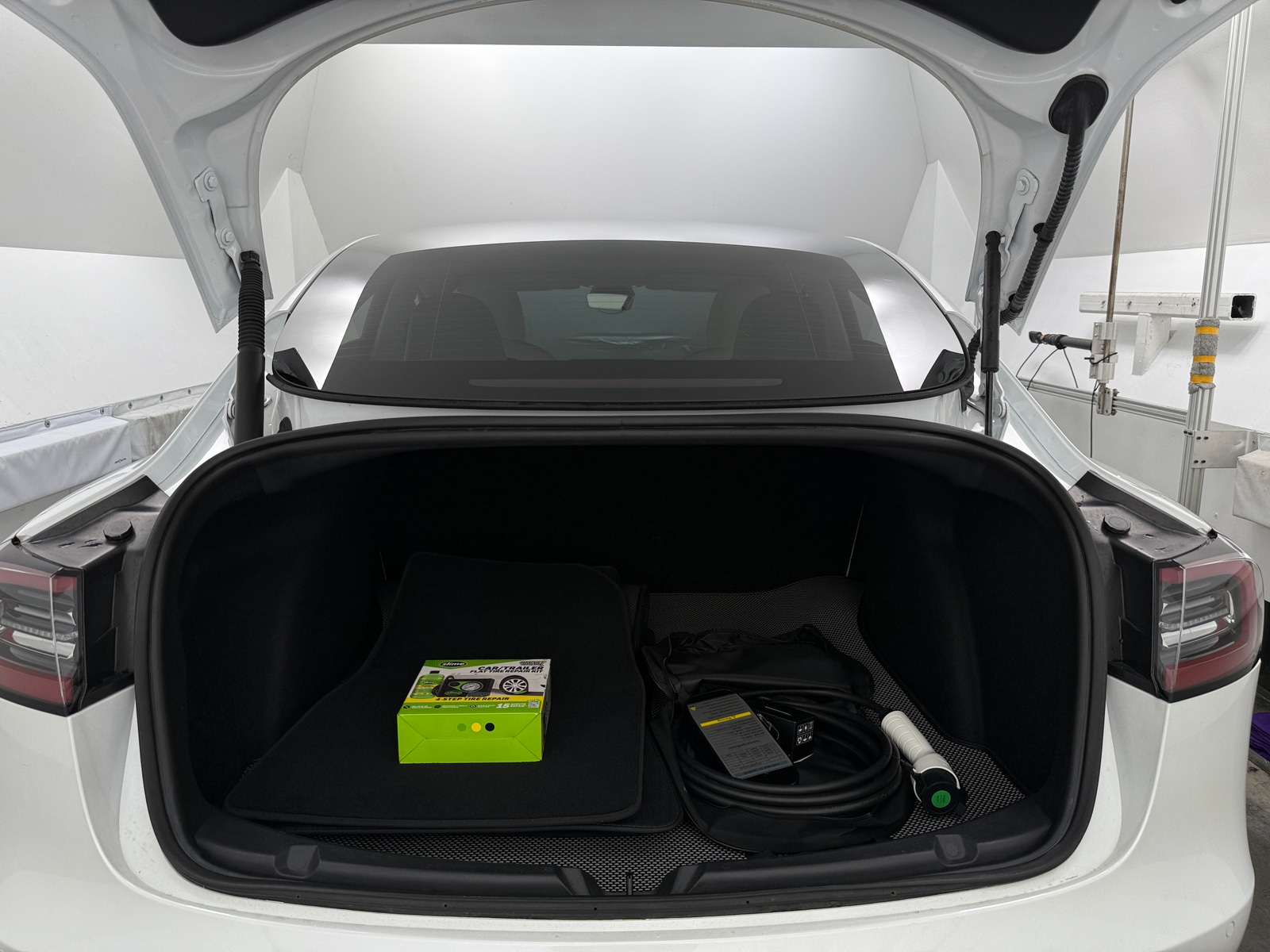 Thumbnail: 2022 Tesla Model 3 - 6