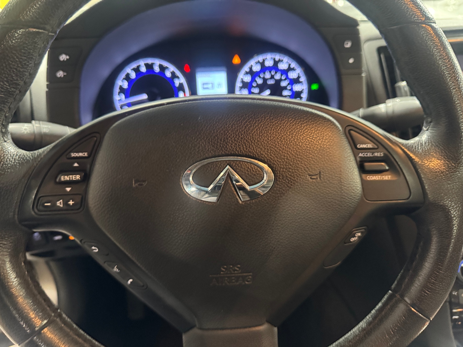Thumbnail: 2012 INFINITI G37 - 4