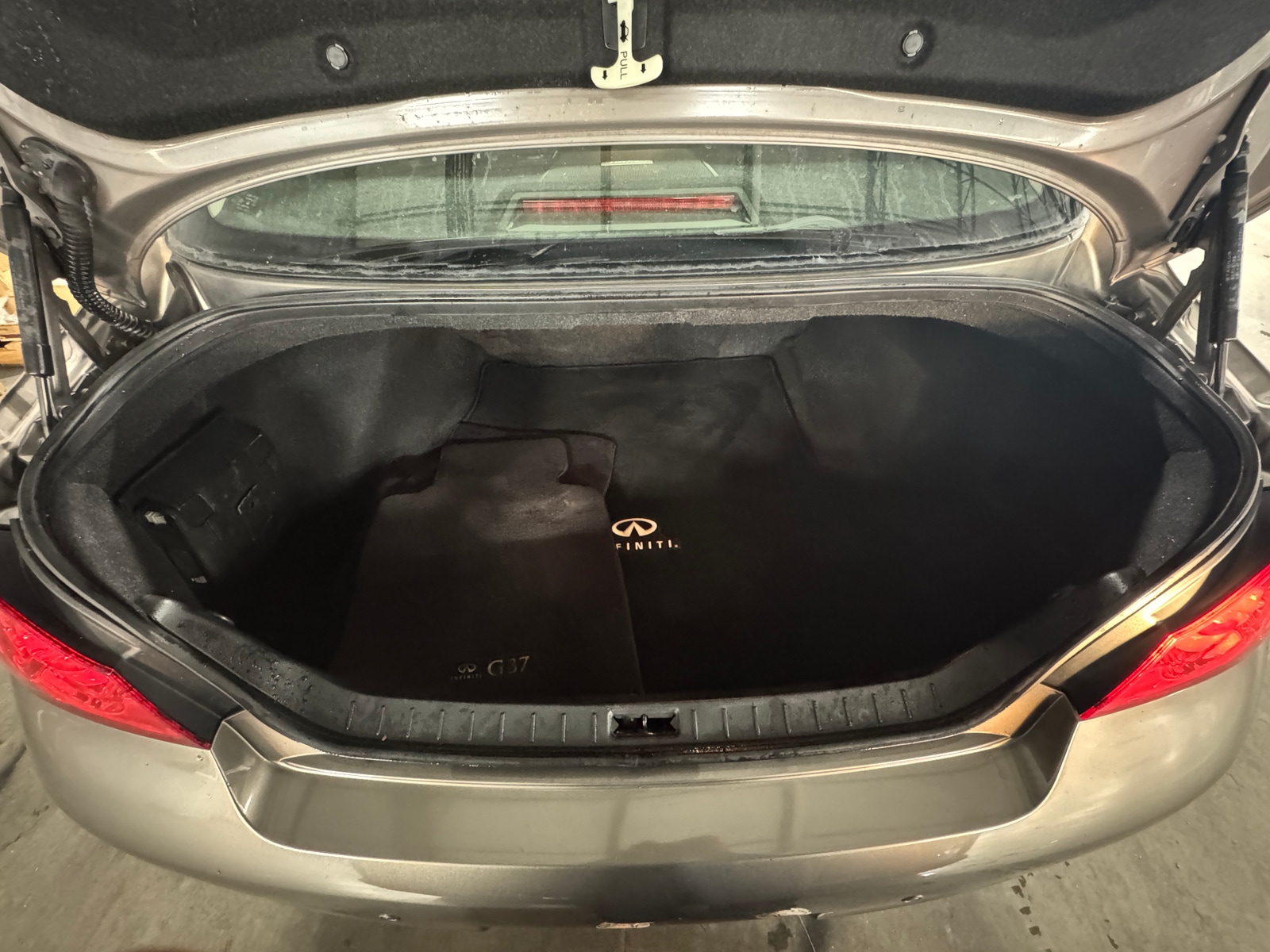 Thumbnail: 2012 INFINITI G37 - 6