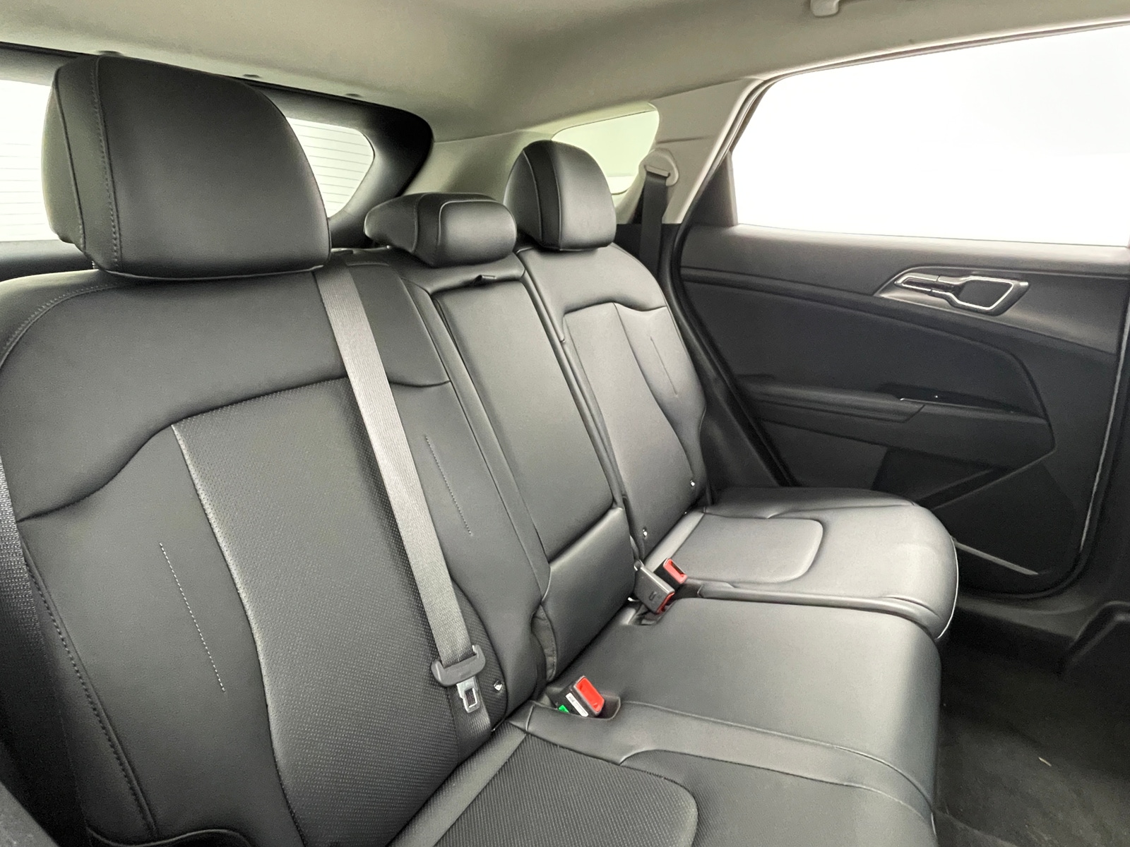 Thumbnail: 2024 Kia Sportage - 5