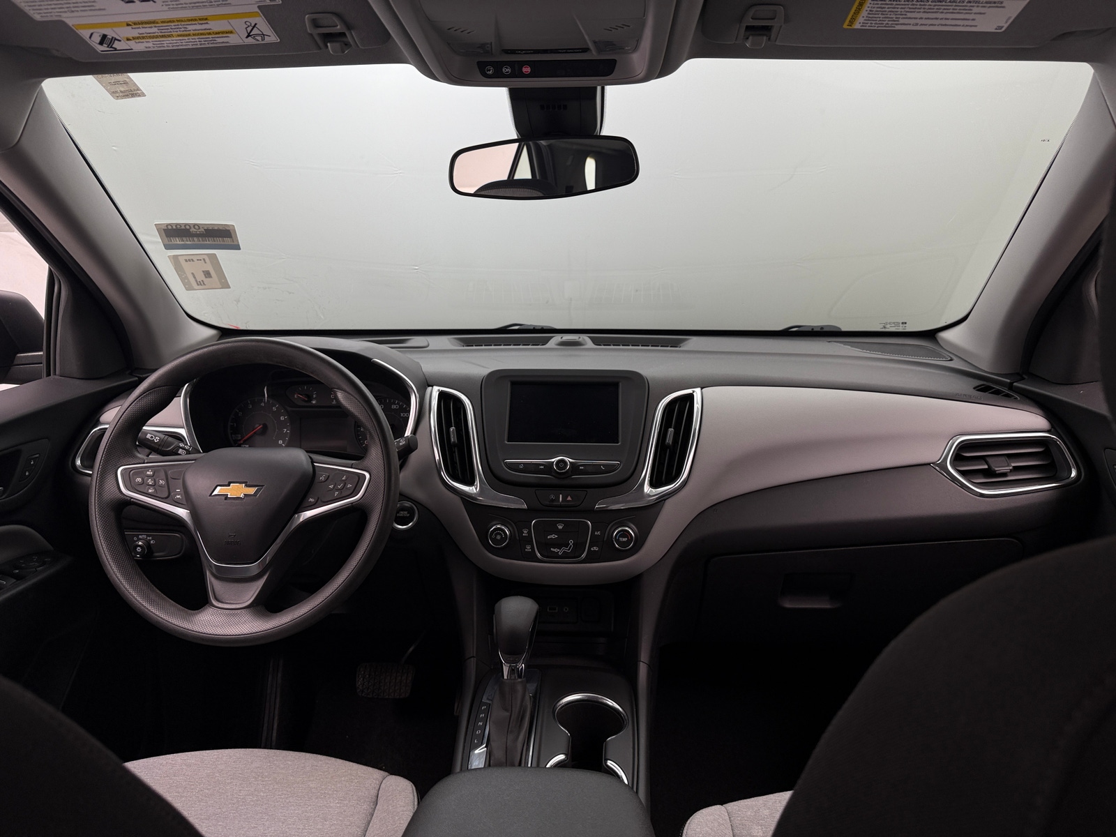 Thumbnail: 2022 Chevrolet Equinox - 3