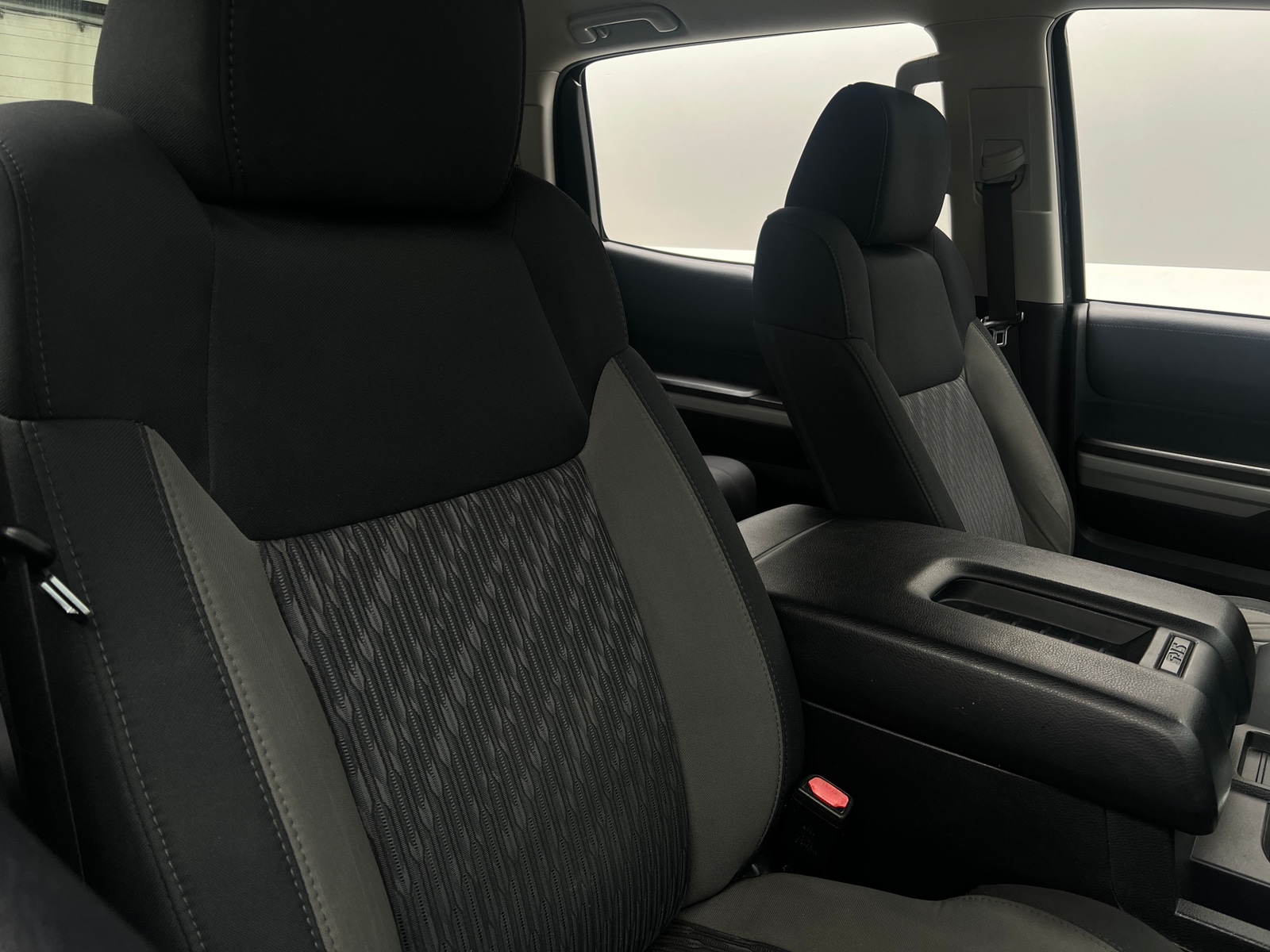 Thumbnail: 2019 Toyota Tundra - 2