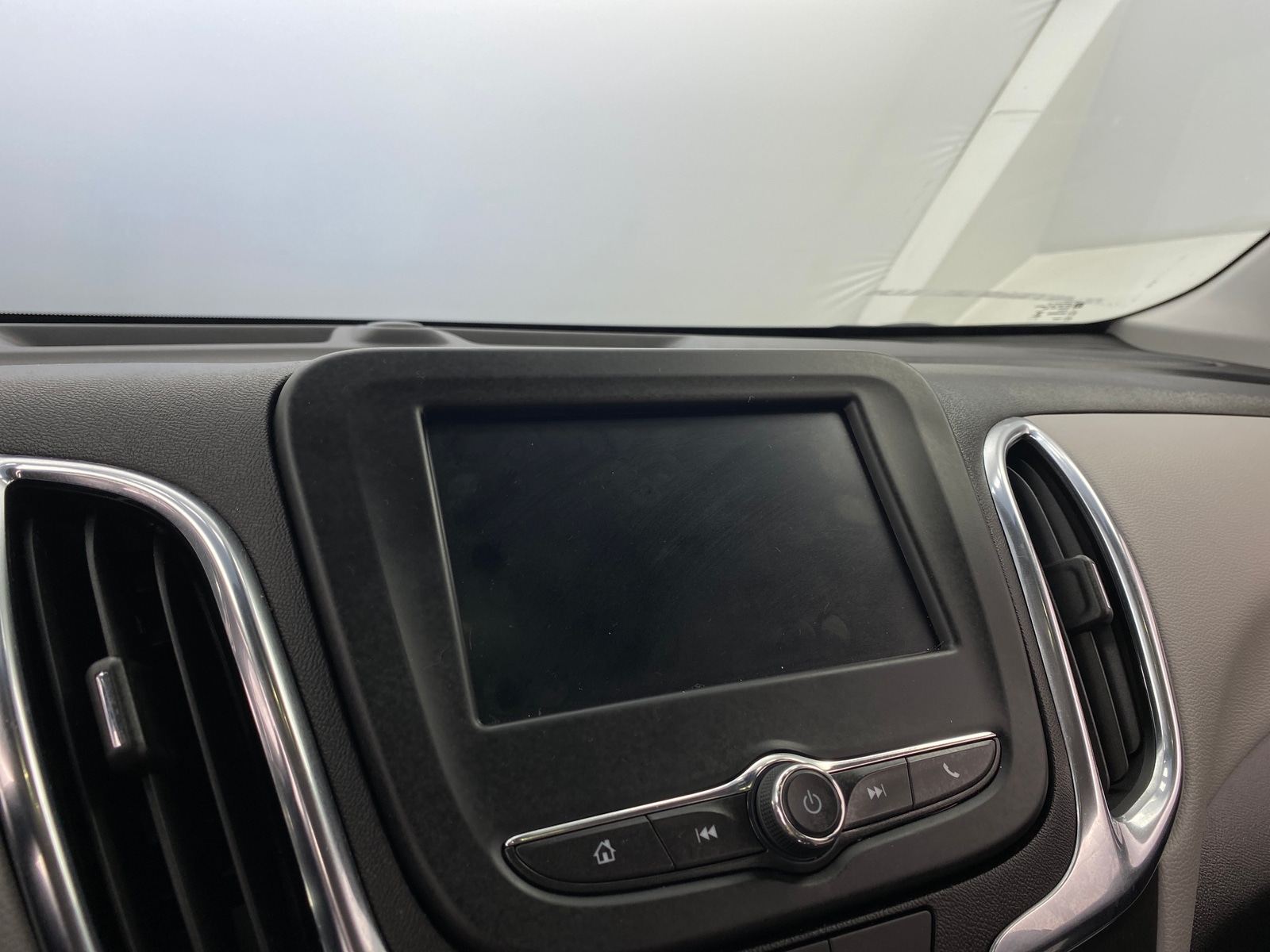 Thumbnail: 2024 Chevrolet Equinox - 4