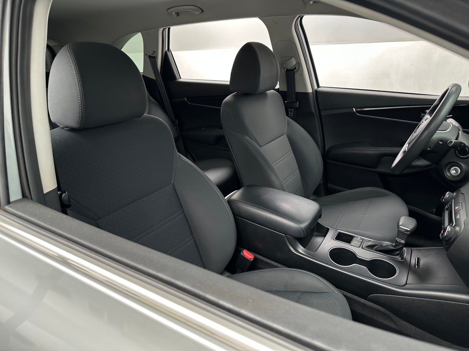 Thumbnail: 2019 Kia Sorento - 2