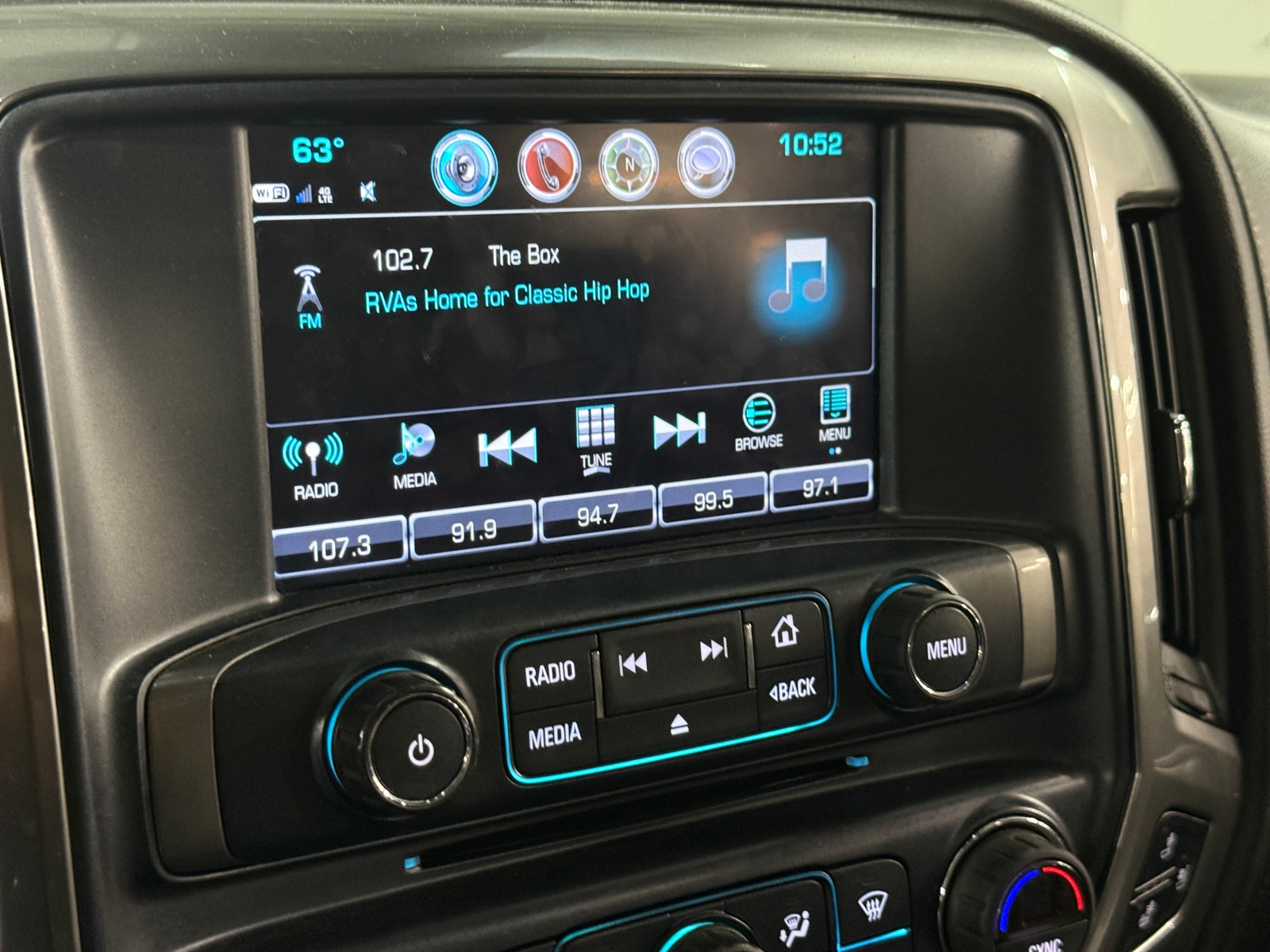 Thumbnail: 2018 Chevrolet Silverado 1500 - 3