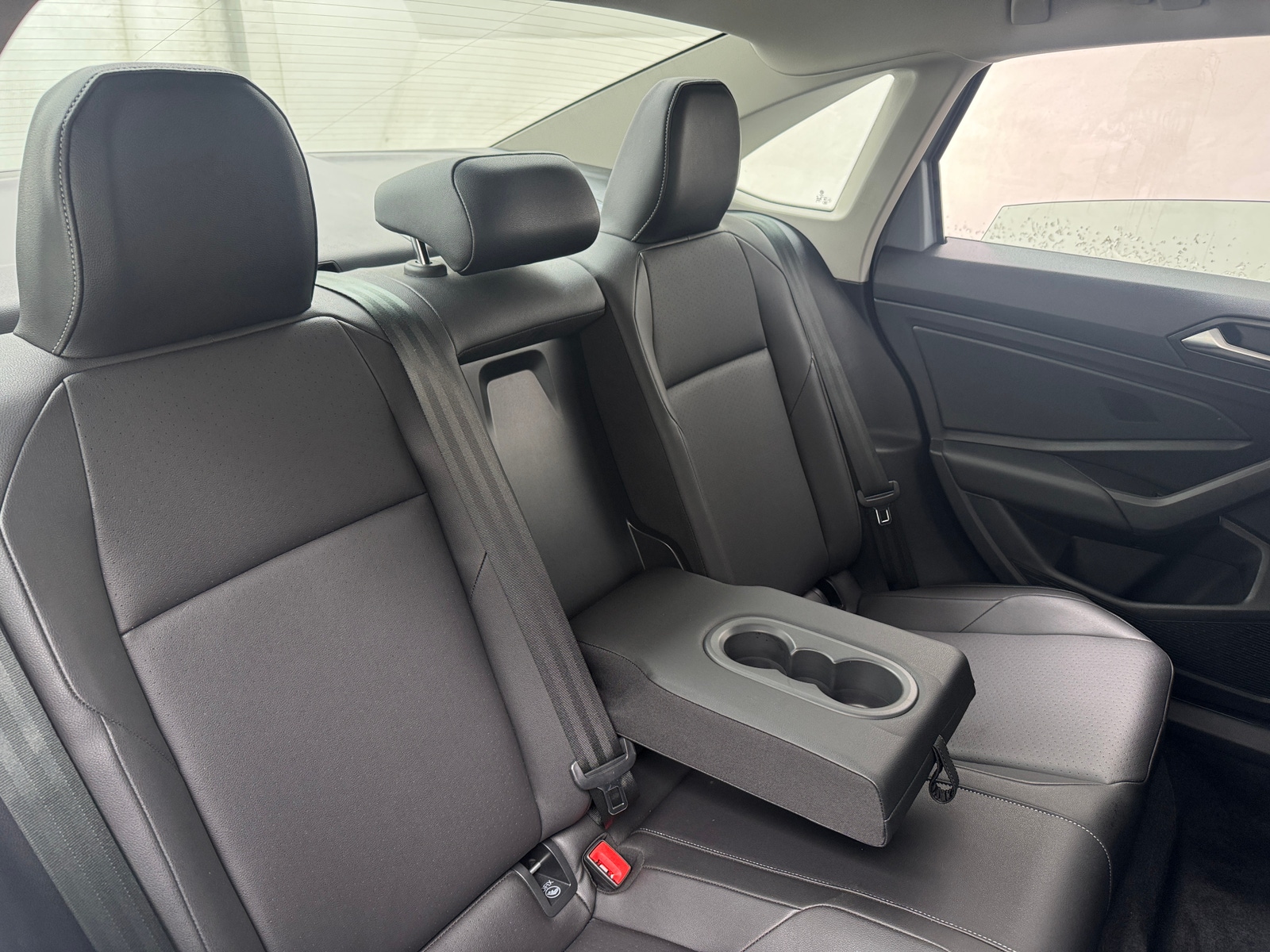 Thumbnail: 2019 Volkswagen Jetta - 5