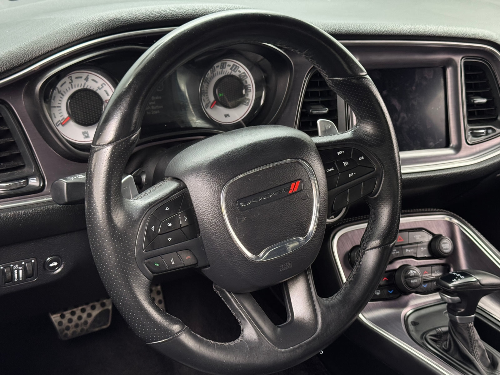 Thumbnail: 2017 Dodge Challenger - 4