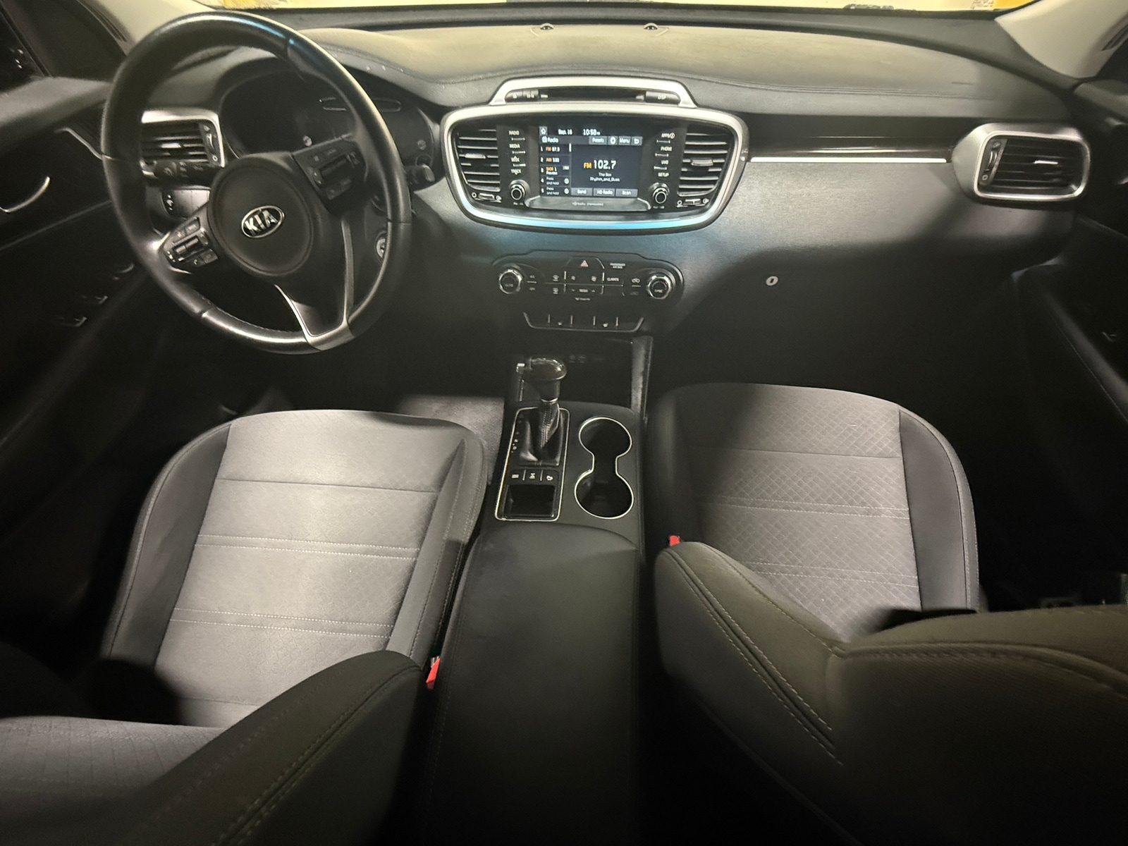 Thumbnail: 2018 Kia Sorento - 3