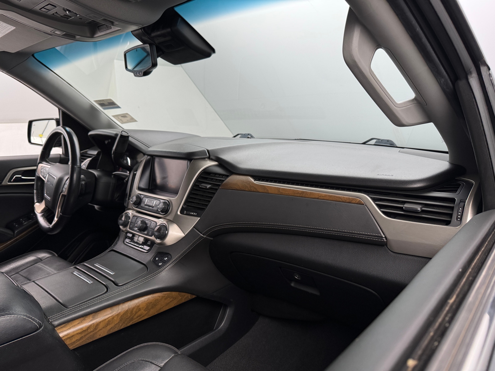 Thumbnail: 2020 GMC Yukon XL - 2