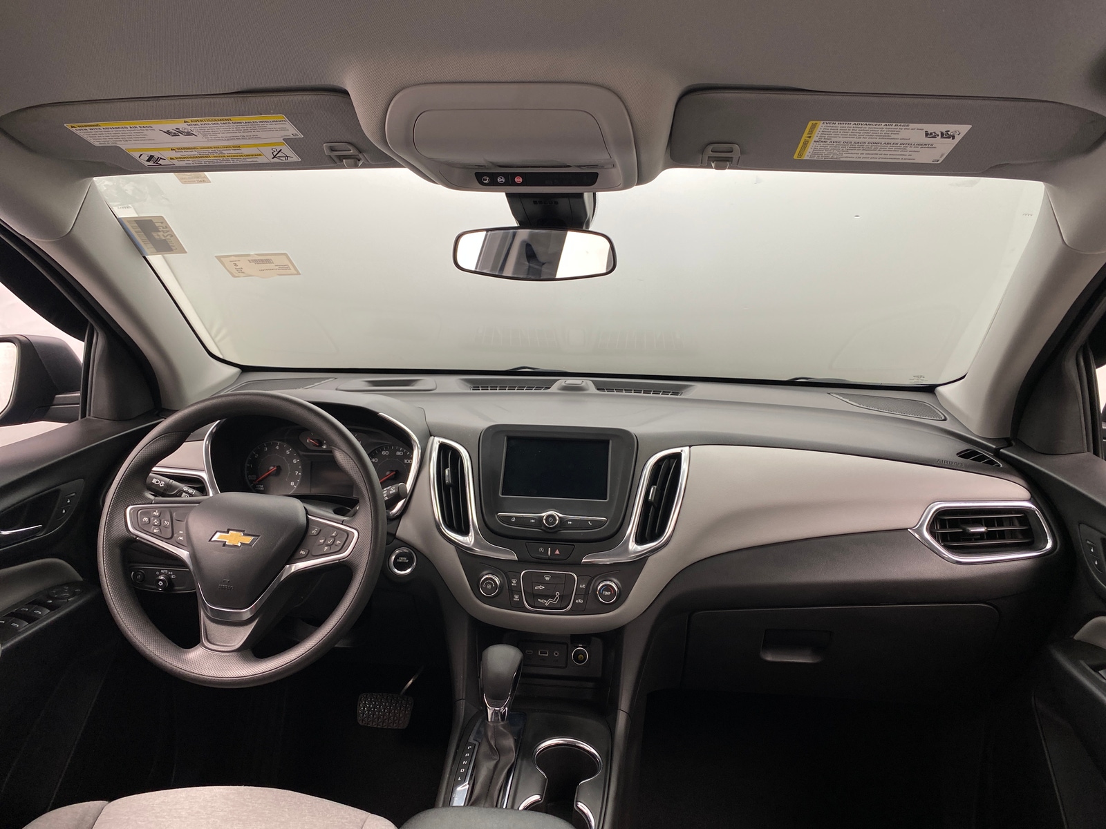 Thumbnail: 2022 Chevrolet Equinox - 3