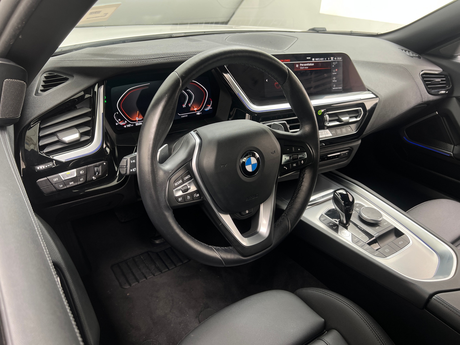 Thumbnail: 2022 BMW Z4 - 2
