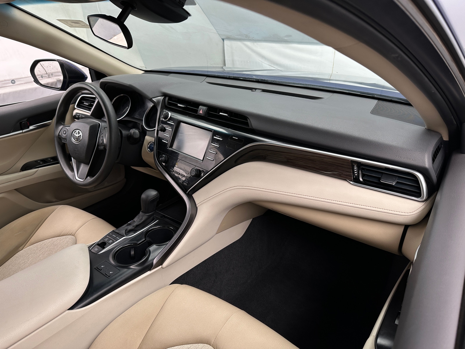 Thumbnail: 2018 Toyota Camry - 3