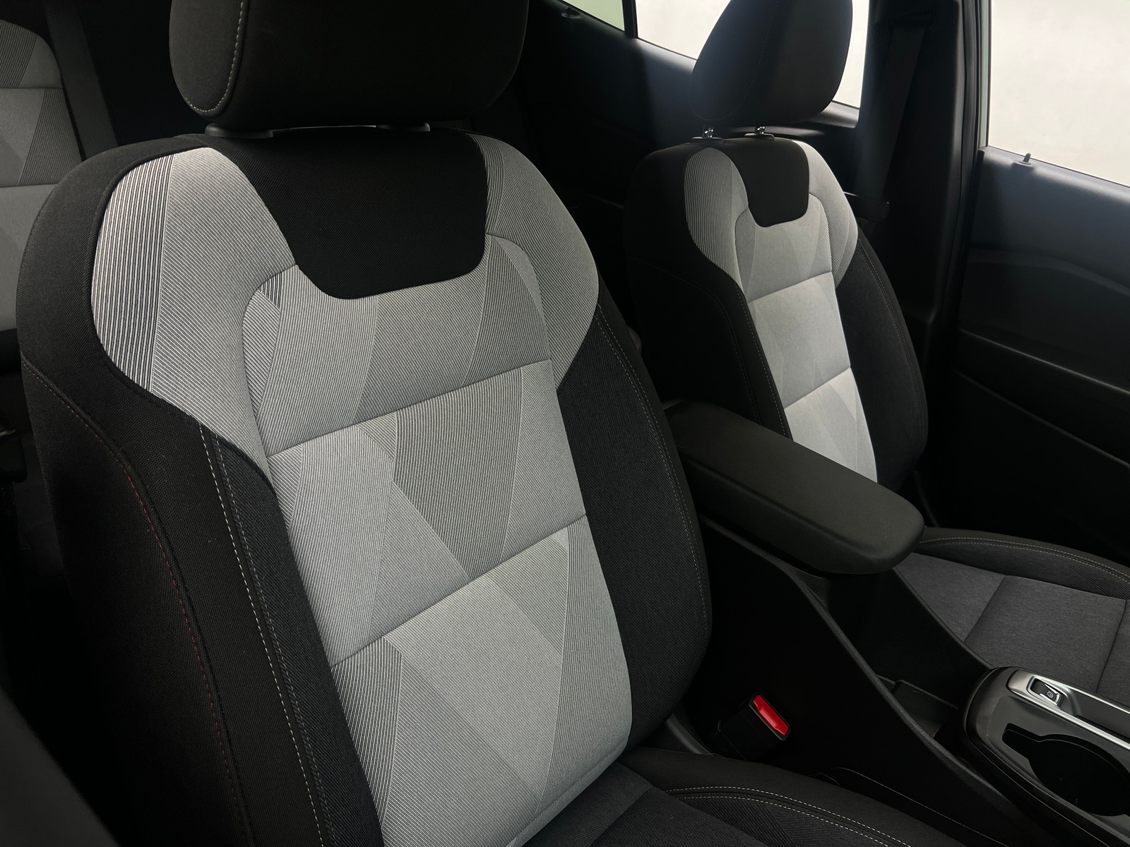 Thumbnail: 2024 Chevrolet Trax - 2