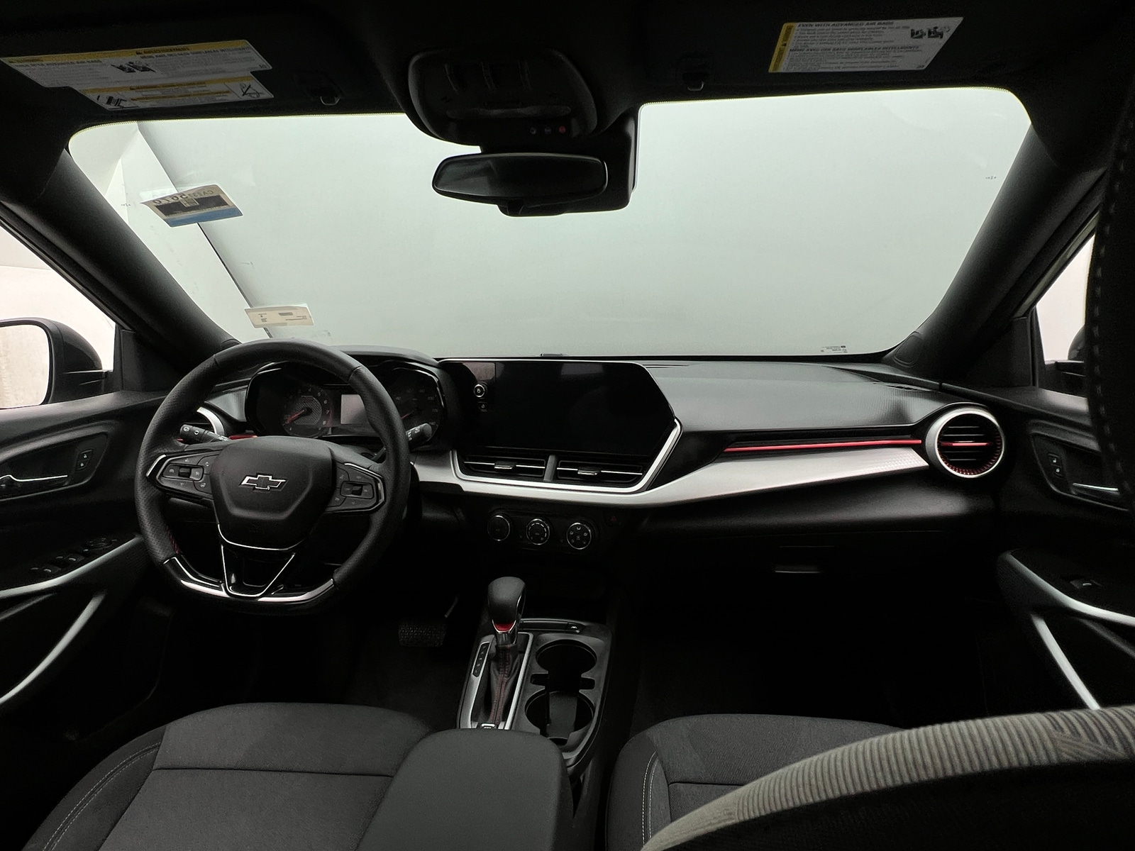 Thumbnail: 2024 Chevrolet Trax - 3