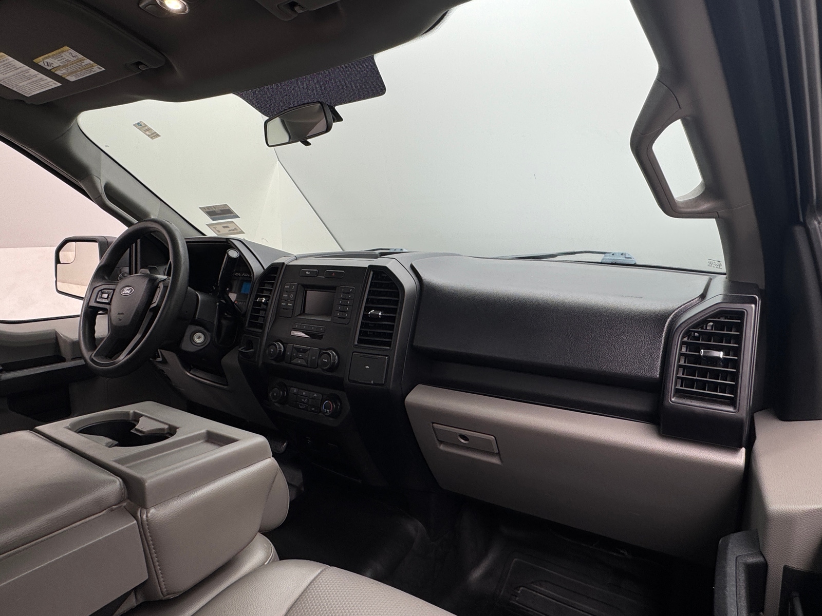 Thumbnail: 2017 Ford Econoline - 3
