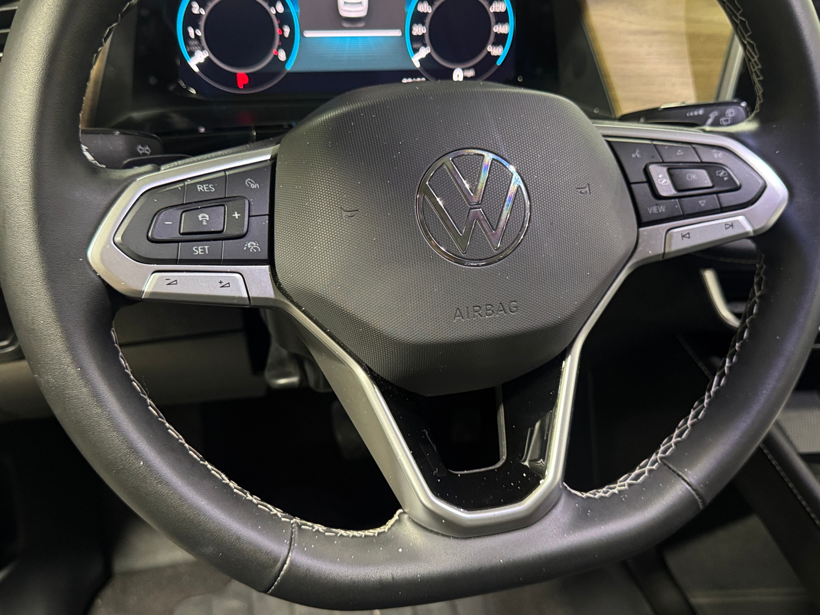 Thumbnail: 2024 Volkswagen Atlas - 4